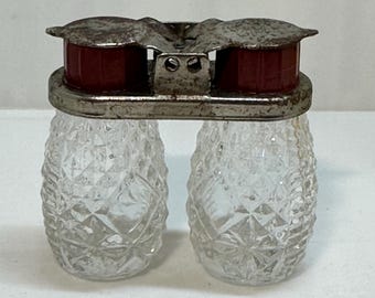 Vintage 1940s Mini Travel Metal Flip Top Bakelite Glass Salt & Pepper Shakers