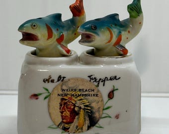 Vintage Weirs Beach New Hampshire Fish Nodder Ceramic Salt & Pepper Shakers