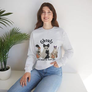 Niedliches Halloween Gespenst Sweatshirt - Gruseliger Herbst Pullover für Frauen | Gemütlicher Retro Geister & Kürbis Pullover