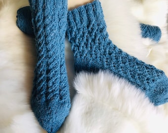 Blue women' socks, Gift for women, handmade naturals wool knitted socks,  warm slipper; sister brithday gift; Girlfriend gift