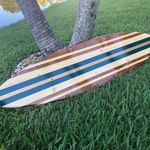 Blue Twist Vintage Surfboard Wood Wall Art & Decor | Customizable | Surfboard Decor, Beach House Decor, Coastal Decor image 3