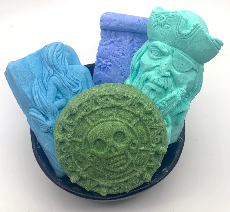 High Seas Adventure Bath Bomb Set 4 bath bombs bath fizzy, party favor, carribean, booty, treasure, sailing, ship, travel, gift set image 1