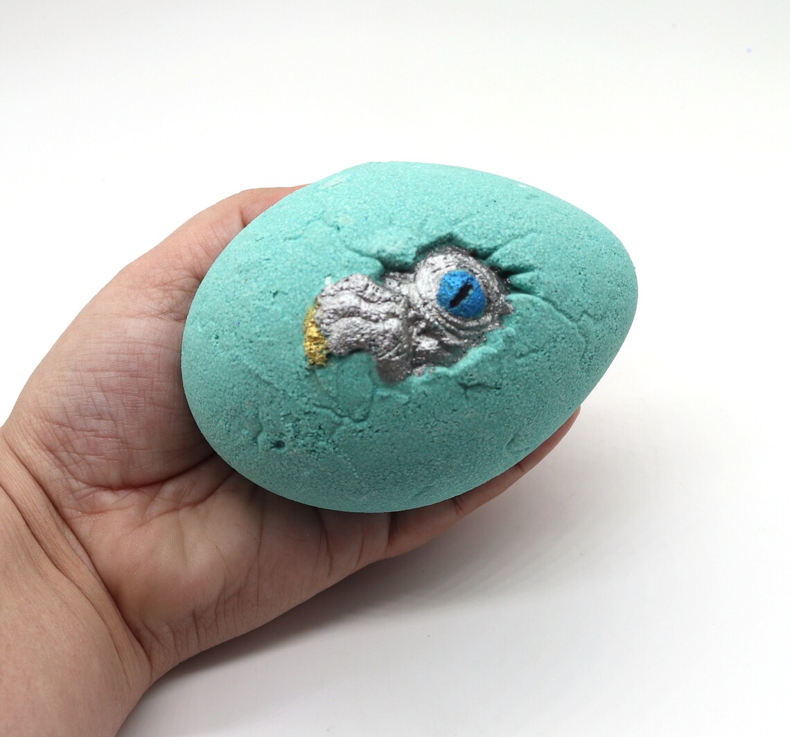 READY TO SHIP Dragon Hatching Bath Bomb Bath Fizzy Bath Etsy
