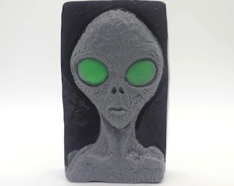 Alien Soap Bar - Roswell Gray, Little Green Men, X-Files, Alien movie, abduction, halloween, science fiction, area 51, extra-terrestrial