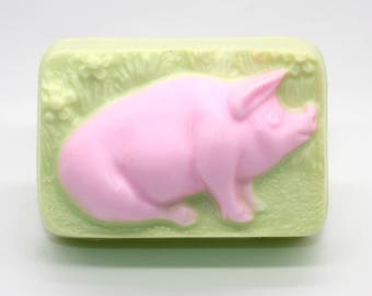 Pig Soap - shower bar, charlotte's web, babe, farm, bacon, wilbur, farm animal, party favor, custom soap, baconfest, potbelly pig, pet pig