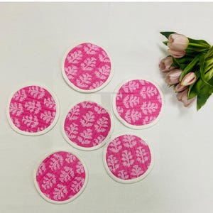Pink and White Quilted Piping Coasters in Circle Gift Set – 5x5&quot; Hand Block Print, Tea Mug Mats, Indian Boho Table Décor, Reusable Mug Mats