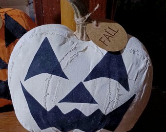 Primitive Folk Art Halloween Pumpkin Box: Osnaburg Decor