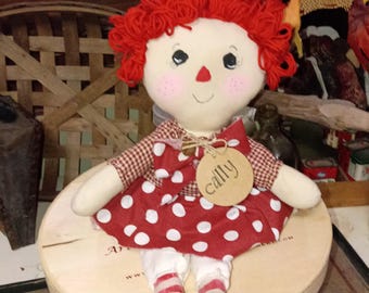 Muñeca Raggedy Ann primitiva y flexible - 33 cm de largo, Sra. Cally