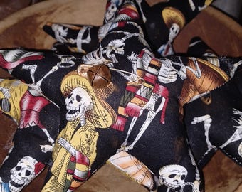 Halloween Day Of The Dead Star Ornies Set Of 4