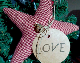 Primitive Mini Checked Red Homespun Star With Tag "LOVE"
