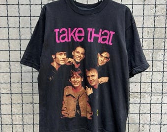 Koszulka z lat 90. z nadrukiem zespołu rockowego Take That, rozmiar M