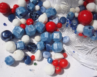Perles de joaillerie rouges, blanches et bleues : plus de 200 tailles et formes assorties