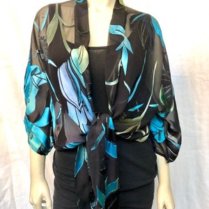 Black blue magnolia Kimono Blouse