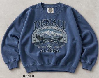 Denali Alaska Range Sweatshirt & Hoodie, Vintage Mountain Wildlife Pullover, Retro Alaska National Park Crewneck