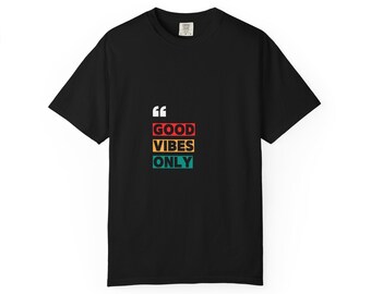 Maglietta Good Vibes Only: maglietta in cotone filato ad anello tinto in capo