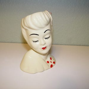 Vintage Glamour Girl Lady Head Vase 50s 60s Figurine Mid Mod Decor Planter 1950s 1960s Home House Kitsch Headvase Hollywood Regency Red