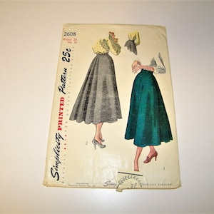 Vintage Sewing Patterns Pattern Vogue Simplicity McCalls Mod Flower Power Circle Skirt Blouse Retro Fashion 1940s 1950s 1960s 40s 50s 60s Simplicity #2608