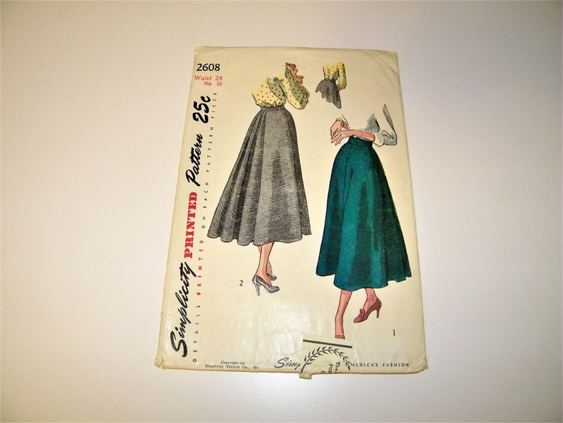 Vintage Sewing Patterns Pattern Vogue Simplicity McCalls Mod Flower Power Circle Skirt Blouse Retro Fashion 1940s 1950s 1960s 40s 50s 60s Simplicity #2608