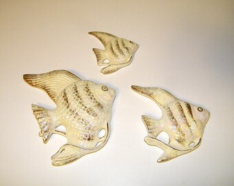 Vintage Old Ceramic Retro 1950s 1960s Norcrest Wall Plaque Set 3 Fish 50s 60s Mermaid Bathroom Bath Decor Antique Gold Pink Lefton Plaques