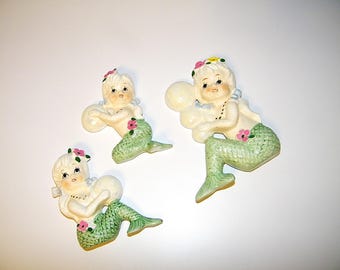 Vintage 1950s 1960s Old Ceramic Tilso Mermaid Wall Plaques Retro 50s Plaque Bathroom Bath Antique Pin Up Decor Mermaids Fish Lefton Pink