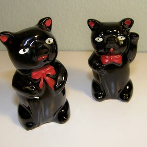 Vintage 1950s 1960s Anthropomorphic Redware Pig 50s 60s Salt and Pepper Shaker Set Retro Kitsch Kitchen Decor S&P Japan Red Ware 1970s 70s