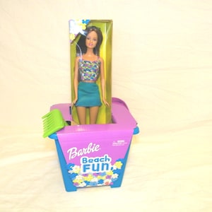 Rare NRFB Mint NOS Beach Fun Barbie Teresa Sand Pail Barbies 90s 1990s Doll Collectible Dolls Special Limited Edition Theresa 2002 Red Hair