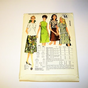 Vintage Sewing Patterns Pattern Vogue Simplicity McCalls Mod Flower Power Circle Skirt Blouse Retro Fashion 1940s 1950s 1960s 40s 50s 60s McCall's #44