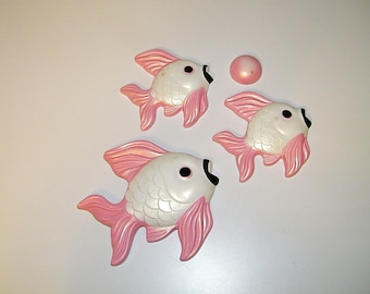 Vintage Miller Studio Pink Chalkware Fish Retro Wall Plaque Fish 60s 70s Mermaid Plaques Bathroom Bath Decor Norcrest Lefton Chalk Aqua Blue