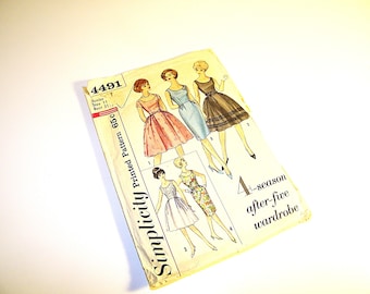 Vintage Simplicity Sewing Pattern #4491 Evening Gown Dress Mod Retro Fashion 1950s 1960s 1970s 50s 60s 70s Vogue McCalls Butterick Patterns