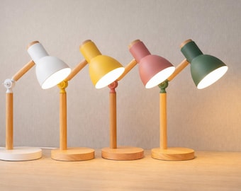 Lámpara de escritorio de madera hecha a mano – Lámpara de mesa ajustable con luz LED