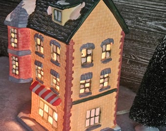 1991 Christmas Village Lighted Toy Store House: Dickens Collectables with Box