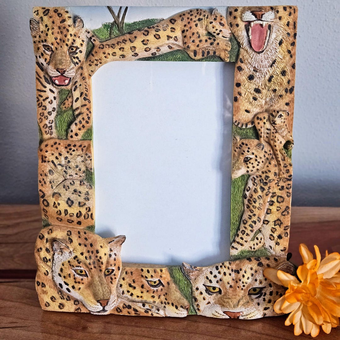 Resin Photo Frame: Cheetahs or Leopards for a 4" X 6" Photo - Etsy