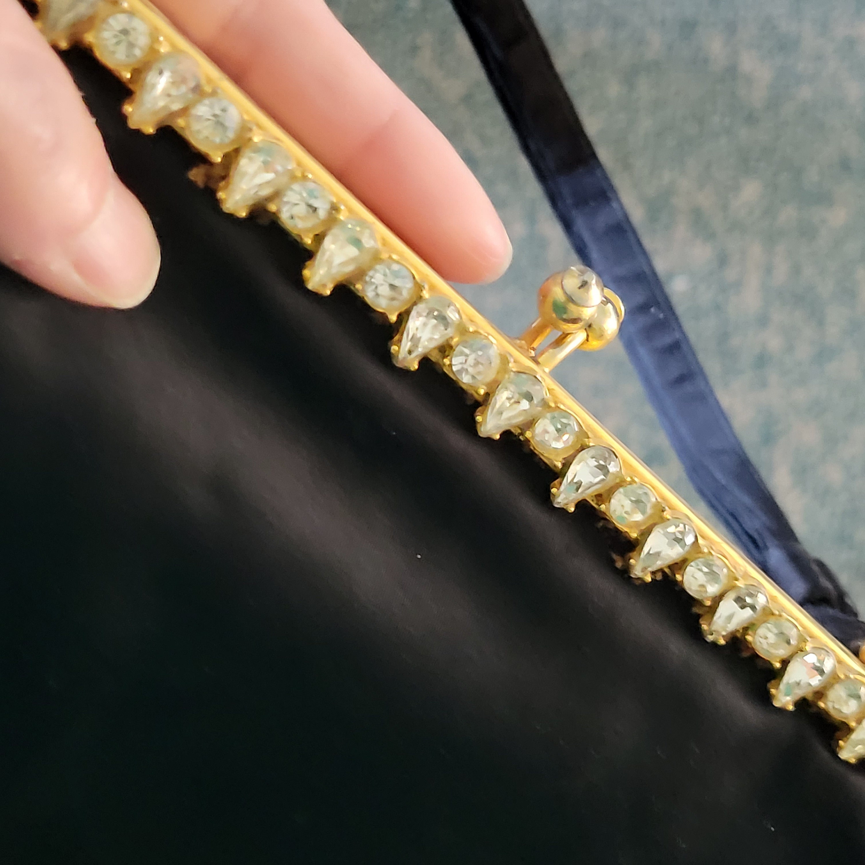 Luxurious Diamond Rhinestone Bag Party Clutch Purse Crystal Evening Banquet  Handbag Silver Gold And Black Color From Nancy1984, $46.64