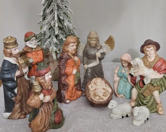 Vintage Nativity: 10 Piece Porcelain Figurines