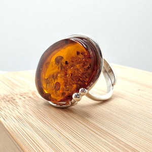 Handgjord justerbar ring i äkta baltisk bärnsten i sterlingsilver