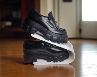 3D gedruckter Schuh-Organizer: Stapelbarer, moderner Eingangsbereich