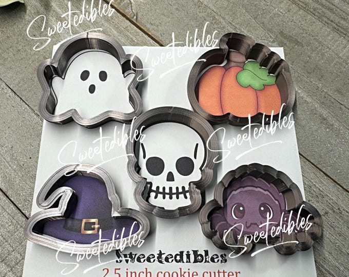 Halloween Cookie Cutter a set of five cutters