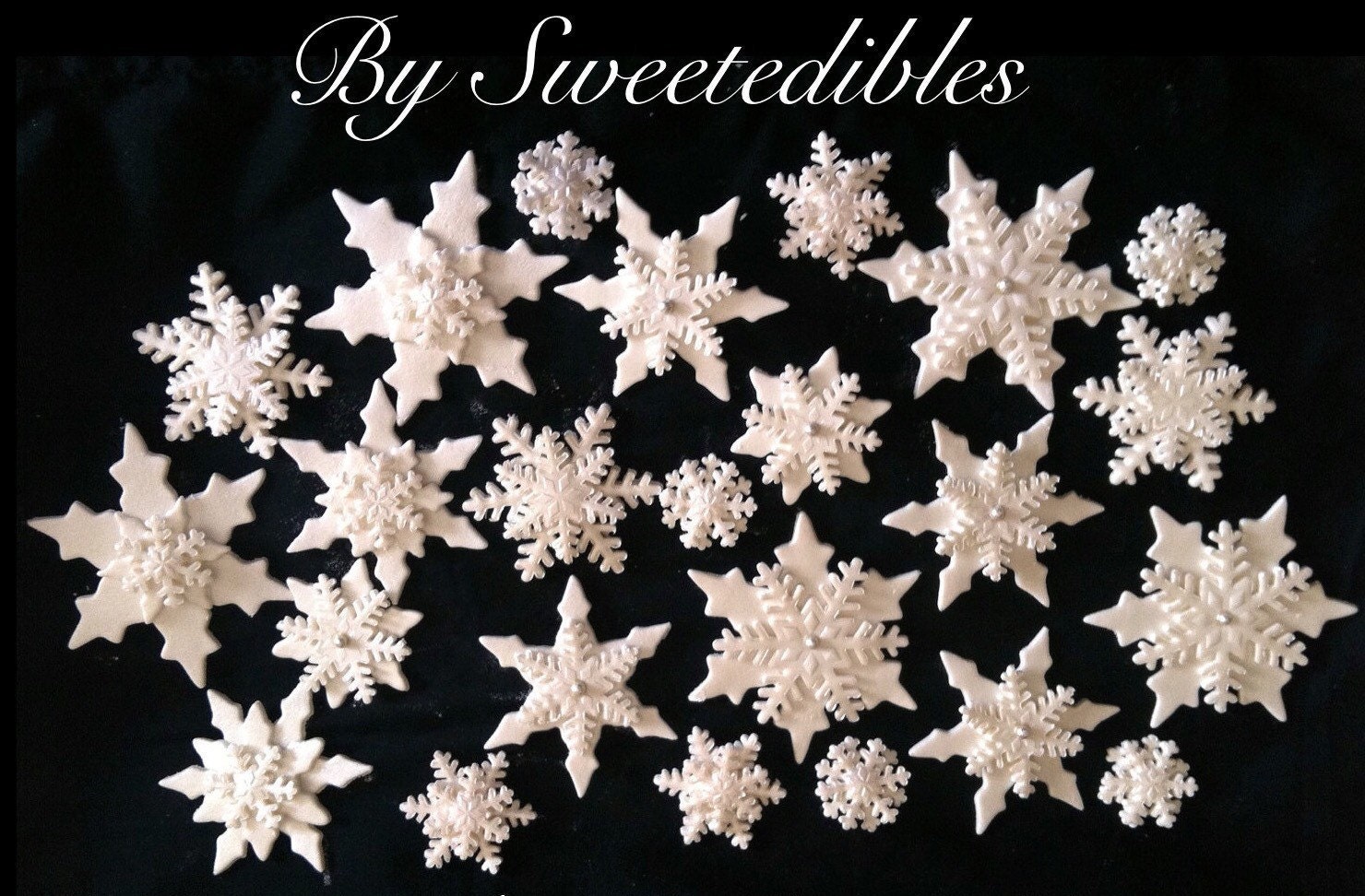 Gumpaste Snowflakes in Assorted Sizes and Style