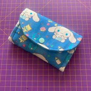 Cartera de mujer de algodón hecha a mano con diseño de anime