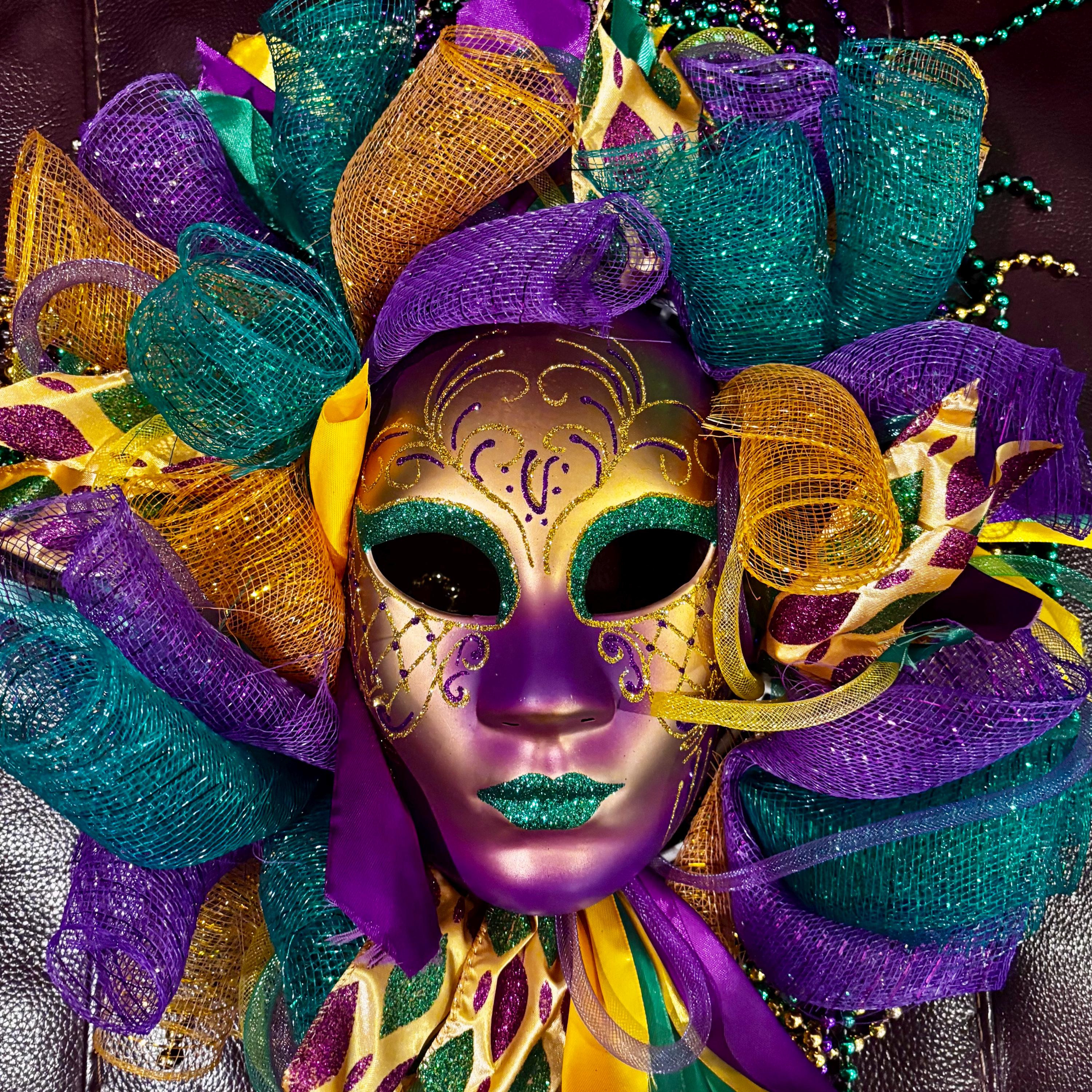 thumbnail image 2 of Funny Gag Half Face Mask - Kissy Lips - Latex - Halloween Costume Mardi Gras 2 of 5