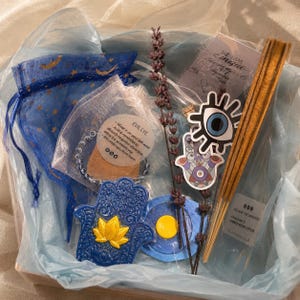 Evil Eye protection set, Evil eye Bracelet, evil eye wax melt, Good Luck Manifestation Kit positive vibes and harmony image 5