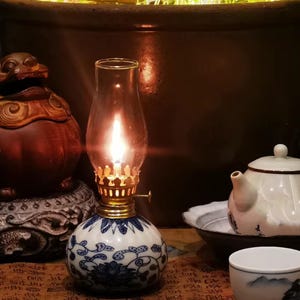 Ceramic Butter Lamps, Vintage Lighting Kerosene Lamps, Hand-Painted Blue and White Porcelain Oil Lamps, Elegant Exquisite Ceramic Oil Lamps