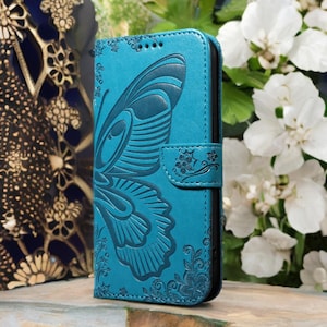 Butterfly Wallet-hoesje voor iPhone 16 15 14 13 12 11 Pro Max Plus | Magnetische leren flipcover | Telefoonhoesje met print en kaarthouder.