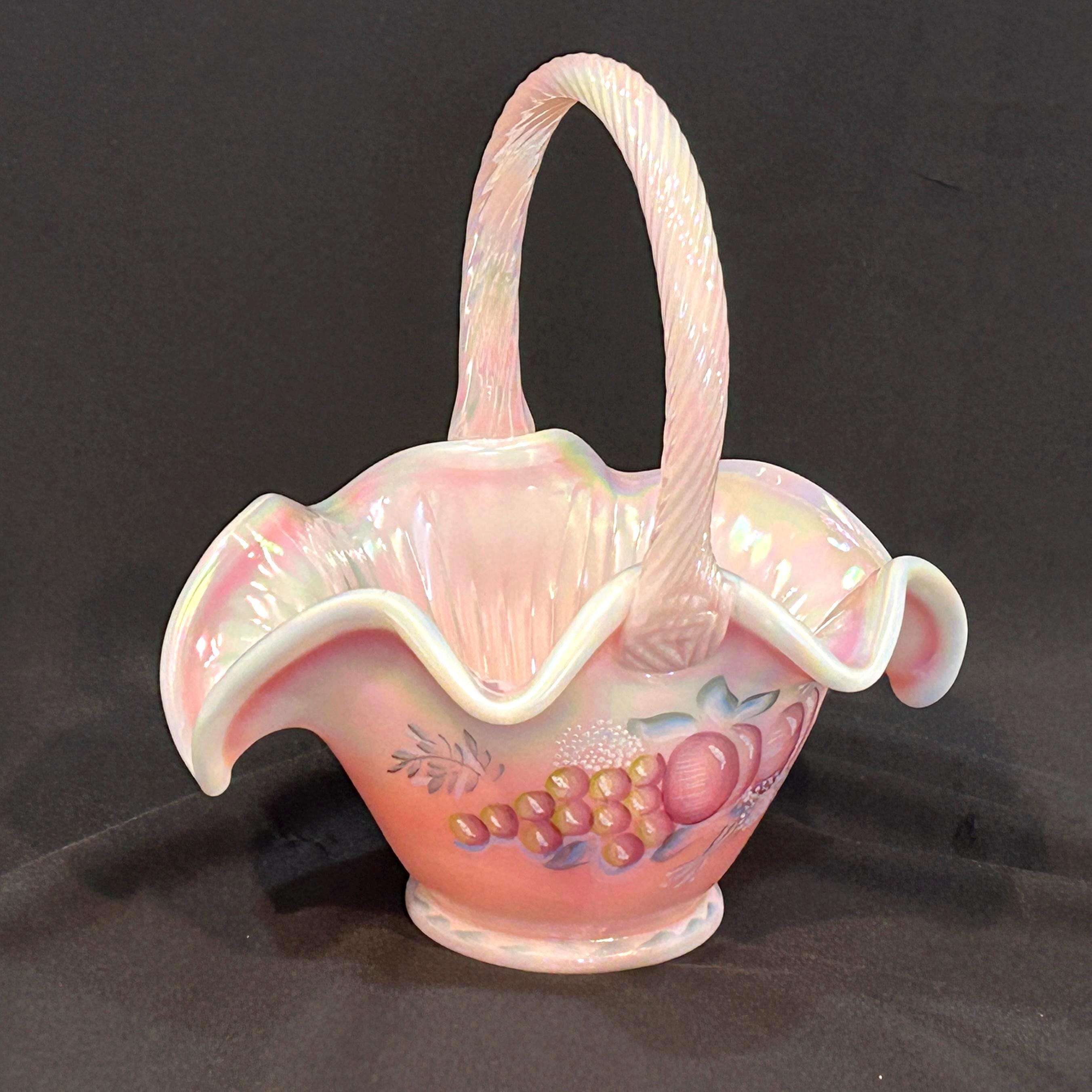 希少！フェントン ピンク色クレストバスケット アンティークfenton アメリカ Fenton Pink Basket - Etsy