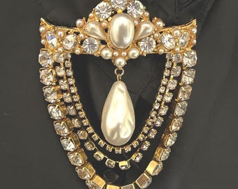Vintage Thelma Deutsch Faux Pearl Brooch: Baroque Swag Rhinestone Shield