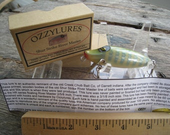 VINTAGE SHUR STRIKE (CREEK CHUB) SINKING RIVER MASTER FISHING LURE