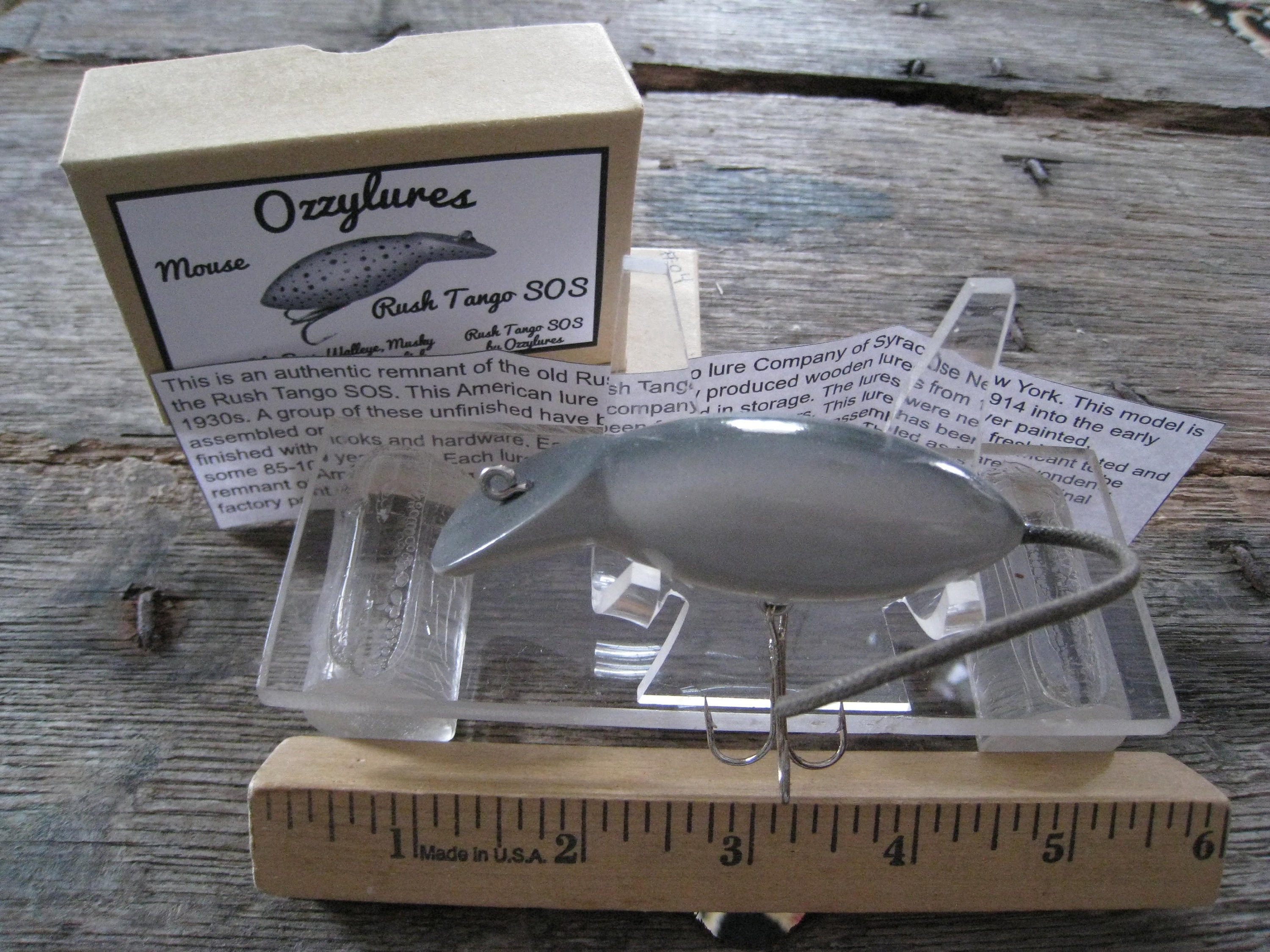 Vintage/antique Fishing Lure/ Wooden Rush Tango SOS Gray Mouse #04 - Etsy
