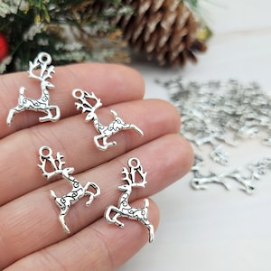30pcs Silver Reindeer Charms - Christmas Charms - Deer Charm - DIY Jewelry Supplies