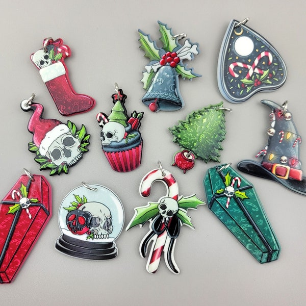 2pcs Creepy Cute Christmas Charms - Pastel Goth - Creepy Christmas Charms