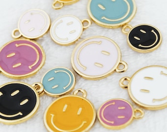 10 Stück Emaille Smiley Gesicht Charms - Glücklicher Lächeln Charme - 11/16mm Gold Anhänger - MoonLight Materials